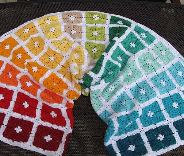 Sarafia Crochet Blanket – Free Pattern